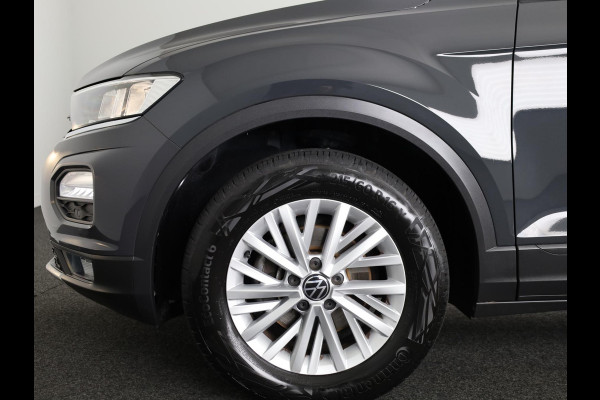 Volkswagen T-Roc 1.0 TSI Style | Parkeersensoren voor en achter | Cruise controle adaptief | Apple Carplay en Android auto |
