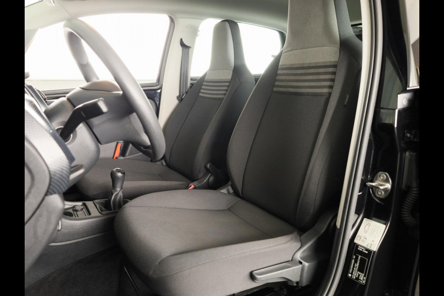 Volkswagen up! 1.0 65 pk | Navigatie via App | Airco | Rijstrooksensor | DAB ontvanger |