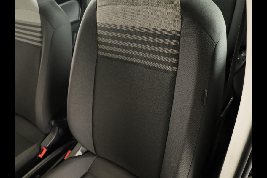 Volkswagen up! 1.0 65 pk | Navigatie via App | Airco | Rijstrooksensor | DAB ontvanger |