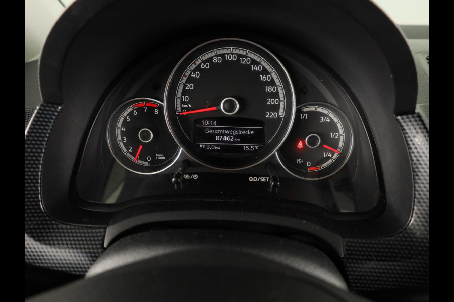Volkswagen up! 1.0 65 pk | Navigatie via App | Airco | Rijstrooksensor | DAB ontvanger |