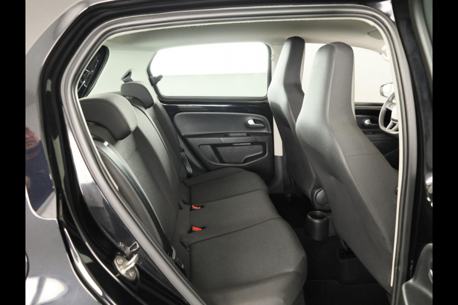 Volkswagen up! 1.0 65 pk | Navigatie via App | Airco | Rijstrooksensor | DAB ontvanger |
