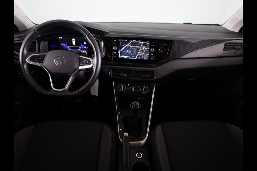 Volkswagen Polo 1.0 TSI Life 95 pk | Navigatie | Parkeersensoren | Adaptieve cruise control | LED koplampen | Apple Carplay/Android Auto |