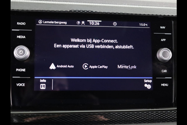Volkswagen Polo 1.0 TSI Life 95 pk | Navigatie | Parkeersensoren | Adaptieve cruise control | LED koplampen | Apple Carplay/Android Auto |