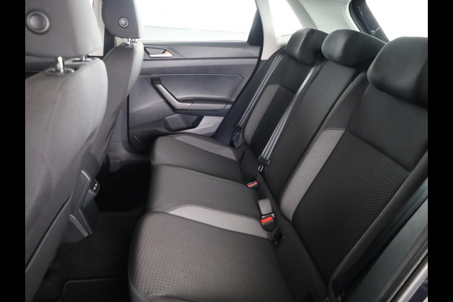 Volkswagen Polo 1.0 TSI Life 95 pk | Navigatie | Parkeersensoren | Adaptieve cruise control | LED koplampen | Apple Carplay/Android Auto |