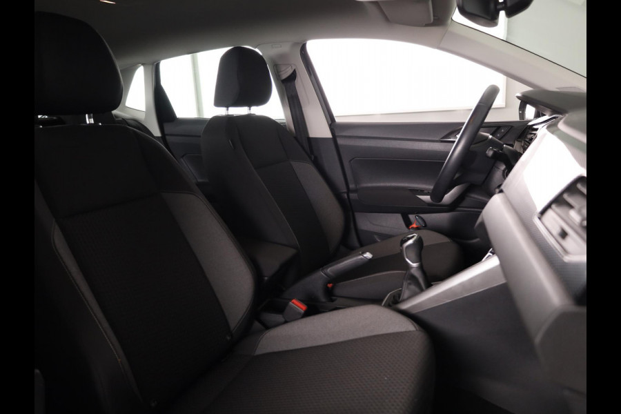 Volkswagen Polo 1.0 TSI Life 95 pk | Navigatie | Parkeersensoren | Adaptieve cruise control | LED koplampen | Apple Carplay/Android Auto |