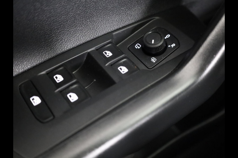 Volkswagen Polo 1.0 TSI Life 95 pk | Navigatie | Parkeersensoren | Adaptieve cruise control | LED koplampen | Apple Carplay/Android Auto |