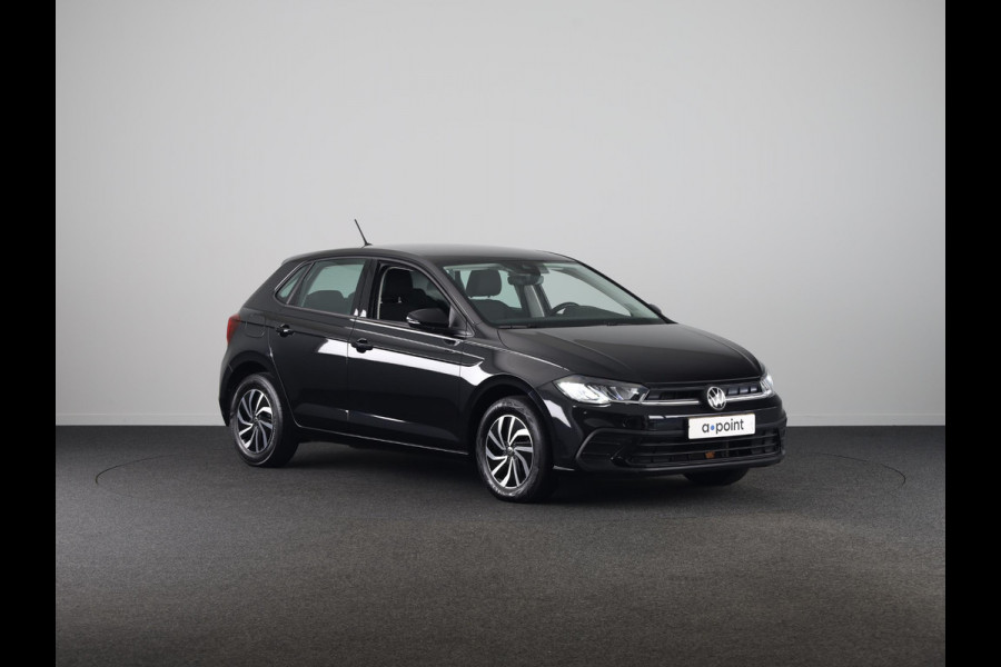 Volkswagen Polo 1.0 TSI Life 95 PK | Navigatie via app | Parkeersensoren | Digitaal dashboard