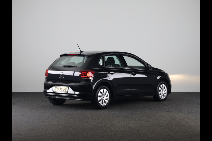 Volkswagen Polo 1.0 TSI Comfortline Business 95 PK | Navigatie | Parkeersensoren voor en achter | Automatische airco |