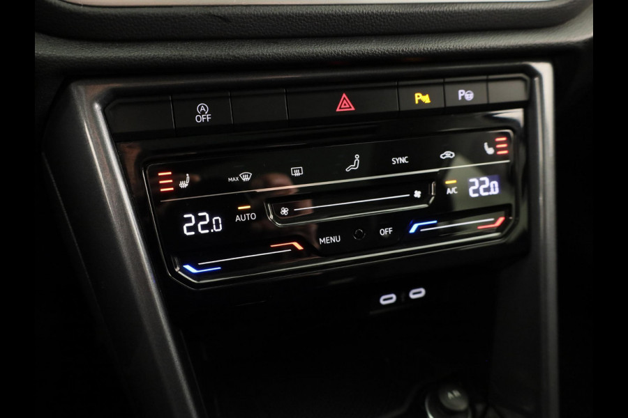 Volkswagen T-Roc 1.5 TSI Style 150 PK DSG | Panorama dak | Keyless entry/start | Matrix koplampen | Stoelverwarming | 18" LM velgen |