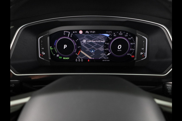 Volkswagen Tiguan 1.4 TSI eHybrid R-Line Business 245PK PHEV | 360 graden camera | Stoel- en stuurverwarming | Multimedia Plus | Assistentie pakket