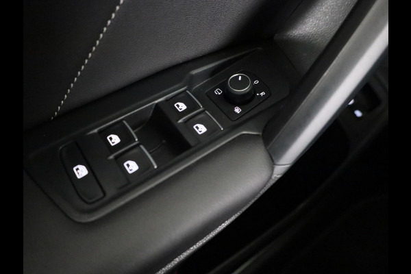 Volkswagen Tiguan 1.4 TSI eHybrid R-Line Business 245PK PHEV | 360 graden camera | Stoel- en stuurverwarming | Multimedia Plus | Assistentie pakket