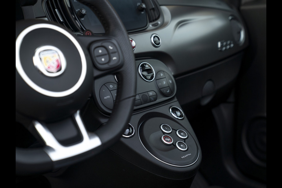 Abarth 595 C Turismo | Automaat | Diamond stitching