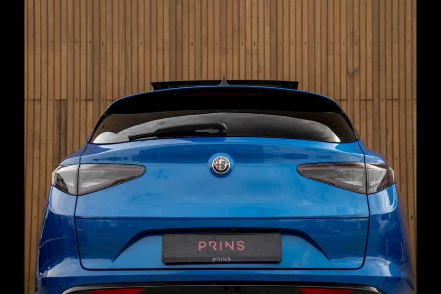 Alfa Romeo Stelvio 2.0T GME AWD Competizione 280pk | Pano-dak | Harman/Kardon | 21 inch | Lederen dash.