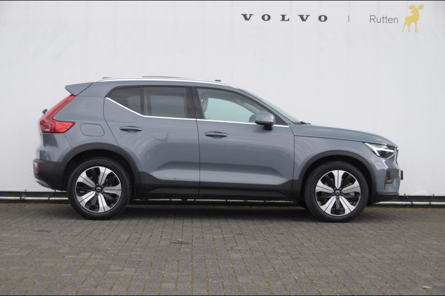 Volvo XC40 T4 211PK Automaat Ultimate Bright / Panoramadak/ Elektrische stoelen met geheugen/ Elektrische achterklep/ Parkeersensoren met 360 Camera/ Stoel en stuurwielverwarming/ Mistlampen/ Luxe bekleding/ /19" Velgen/ Harman kardon audio/ Apple carplay
