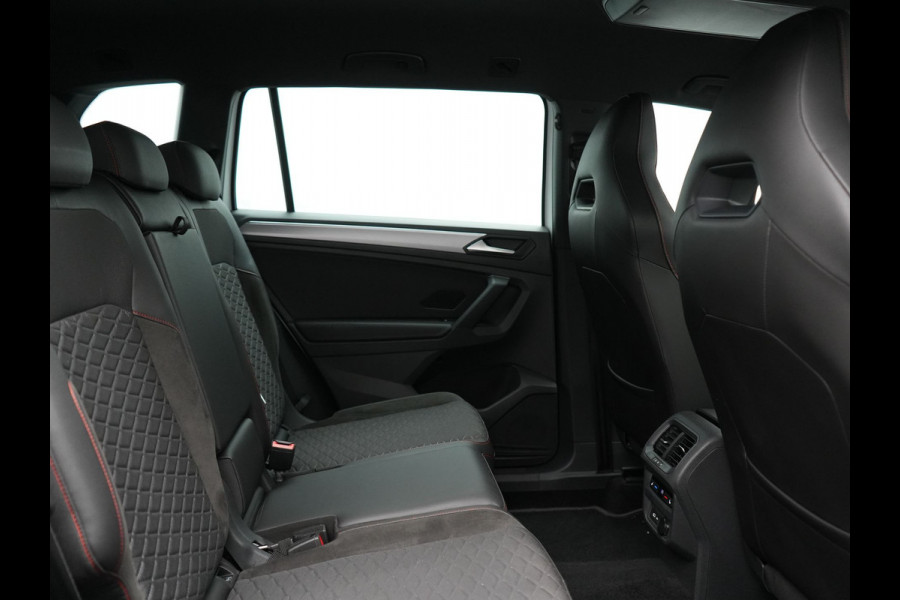 Seat Tarraco 1.4 TSI e-Hybrid FR PHEV 245pk Dealer O.H. | Trekhaak Af Fabriek | Adaptive Cruise | 360 Camera | Sportstoelen Memory & Verwarmd | Stuur Verwarmd | Keyless | Blis | 20"L.M | Apple Carplay | Navigatie | DAB | Plug In Hybrid |