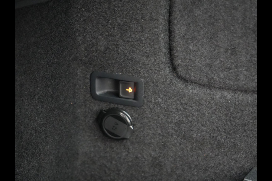 Seat Tarraco 1.4 TSI e-Hybrid FR PHEV 245pk Dealer O.H. | Trekhaak Af Fabriek | Adaptive Cruise | 360 Camera | Sportstoelen Memory & Verwarmd | Stuur Verwarmd | Keyless | Blis | 20"L.M | Apple Carplay | Navigatie | DAB | Plug In Hybrid |