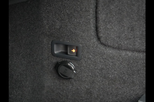 Seat Tarraco 1.4 TSI e-Hybrid FR PHEV 245pk Dealer O.H. | Trekhaak Af Fabriek | Adaptive Cruise | 360 Camera | Sportstoelen Memory & Verwarmd | Stuur Verwarmd | Keyless | Blis | 20"L.M | Apple Carplay | Navigatie | DAB | Plug In Hybrid |