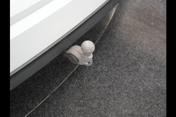 Seat Tarraco 1.4 TSI e-Hybrid FR PHEV 245pk Dealer O.H. | Trekhaak Af Fabriek | Adaptive Cruise | 360 Camera | Sportstoelen Memory & Verwarmd | Stuur Verwarmd | Keyless | Blis | 20"L.M | Apple Carplay | Navigatie | DAB | Plug In Hybrid |