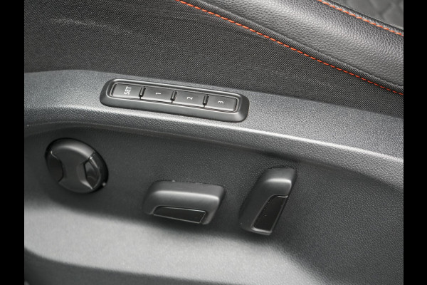 Seat Tarraco 1.4 TSI e-Hybrid FR PHEV 245pk Dealer O.H. | Trekhaak Af Fabriek | Adaptive Cruise | 360 Camera | Sportstoelen Memory & Verwarmd | Stuur Verwarmd | Keyless | Blis | 20"L.M | Apple Carplay | Navigatie | DAB | Plug In Hybrid |