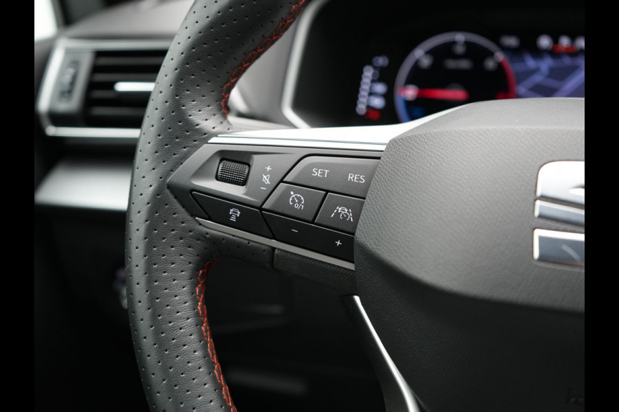 Seat Tarraco 1.4 TSI e-Hybrid FR PHEV 245pk Dealer O.H. | Trekhaak Af Fabriek | Adaptive Cruise | 360 Camera | Sportstoelen Memory & Verwarmd | Stuur Verwarmd | Keyless | Blis | 20"L.M | Apple Carplay | Navigatie | DAB | Plug In Hybrid |