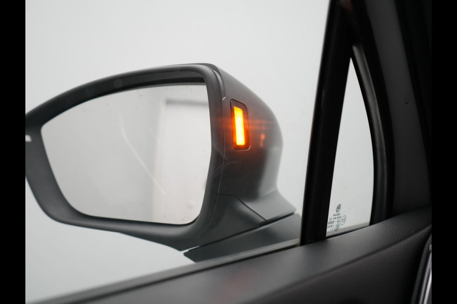 Seat Tarraco 1.4 TSI e-Hybrid FR PHEV 245pk Dealer O.H. | Trekhaak Af Fabriek | Adaptive Cruise | 360 Camera | Sportstoelen Memory & Verwarmd | Stuur Verwarmd | Keyless | Blis | 20"L.M | Apple Carplay | Navigatie | DAB | Plug In Hybrid |