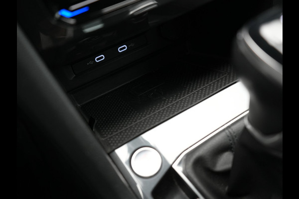 Seat Tarraco 1.4 TSI e-Hybrid FR PHEV 245pk Dealer O.H. | Trekhaak Af Fabriek | Adaptive Cruise | 360 Camera | Sportstoelen Memory & Verwarmd | Stuur Verwarmd | Keyless | Blis | 20"L.M | Apple Carplay | Navigatie | DAB | Plug In Hybrid |