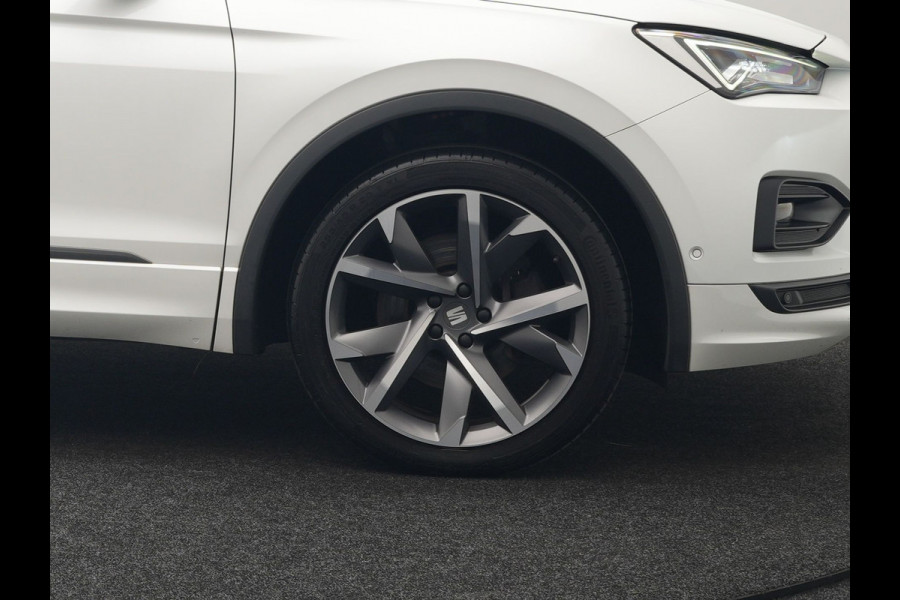Seat Tarraco 1.4 TSI e-Hybrid FR PHEV 245pk Dealer O.H. | Trekhaak Af Fabriek | Adaptive Cruise | 360 Camera | Sportstoelen Memory & Verwarmd | Stuur Verwarmd | Keyless | Blis | 20"L.M | Apple Carplay | Navigatie | DAB | Plug In Hybrid |