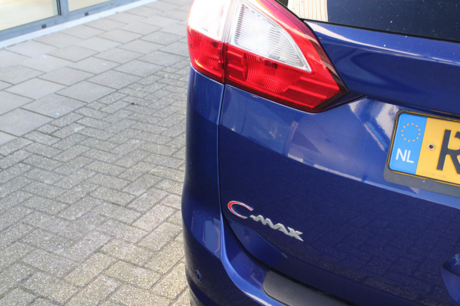 Ford Grand C-Max 1.0 Titanium 125pk | Trekhaak | Sensoren Voor & Achter | verwarmd voorruit