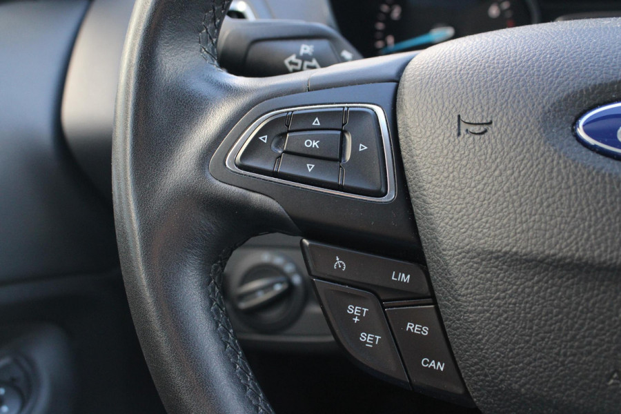 Ford Grand C-Max 1.0 Titanium 125pk | Trekhaak | Sensoren Voor & Achter | verwarmd voorruit