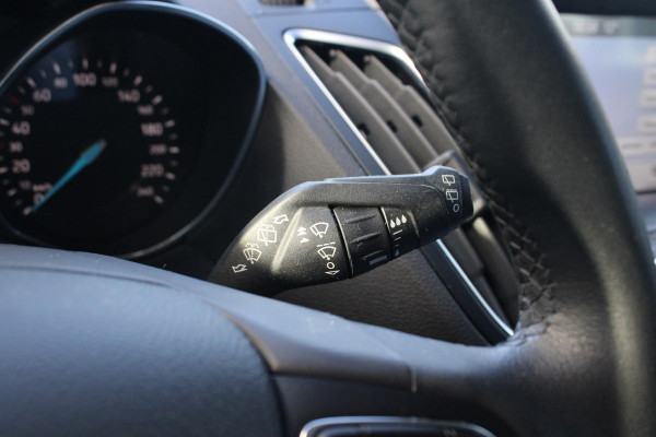 Ford Grand C-Max 1.0 Titanium 125pk | Trekhaak | Sensoren Voor & Achter | verwarmd voorruit