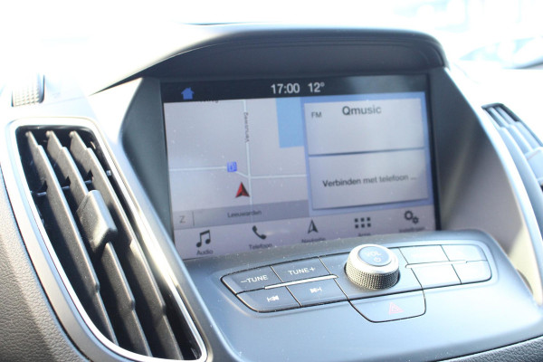 Ford Grand C-Max 1.0 Titanium 125pk | Trekhaak | Sensoren Voor & Achter | verwarmd voorruit