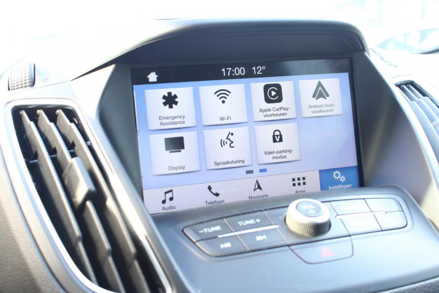 Ford Grand C-Max 1.0 Titanium 125pk | Trekhaak | Sensoren Voor & Achter | verwarmd voorruit