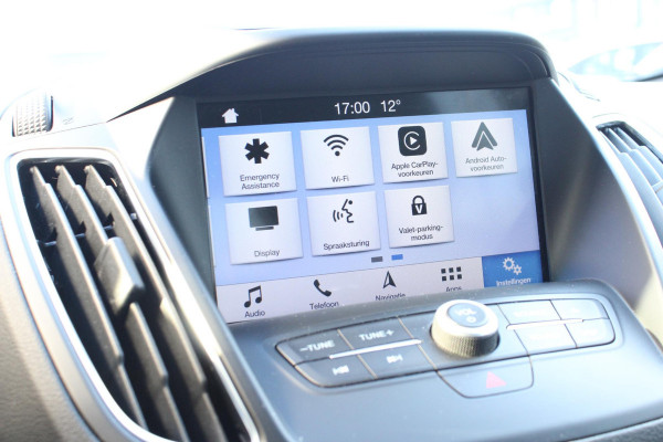 Ford Grand C-Max 1.0 Titanium 125pk | Trekhaak | Sensoren Voor & Achter | verwarmd voorruit