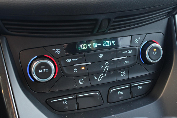 Ford Grand C-Max 1.0 Titanium 125pk | Trekhaak | Sensoren Voor & Achter | verwarmd voorruit