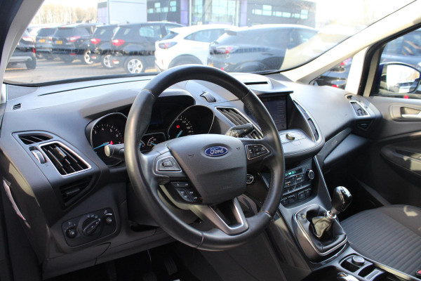 Ford Grand C-Max 1.0 Titanium 125pk | Trekhaak | Sensoren Voor & Achter | verwarmd voorruit