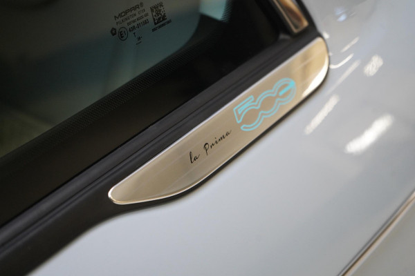 Fiat 500 La Prima 42 kWh | SoH 100% | Panoramadak | Leder | Navigatie | Carplay | Lm velgen | Blind-Spot