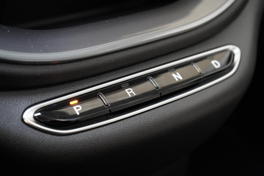 Fiat 500 La Prima 42 kWh | SoH 100% | Panoramadak | Leder | Navigatie | Carplay | Lm velgen | Blind-Spot