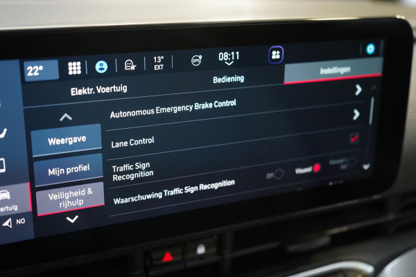 Fiat 500 La Prima 42 kWh | SoH 100% | Panoramadak | Leder | Navigatie | Carplay | Lm velgen | Blind-Spot