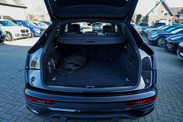 Audi Q5 Sportback 55 TFSI e Quattro | 2 x S-line | RS Zetels | Panorama | Luchtvering | Camera | Audi Drive Select | Apple Carplay