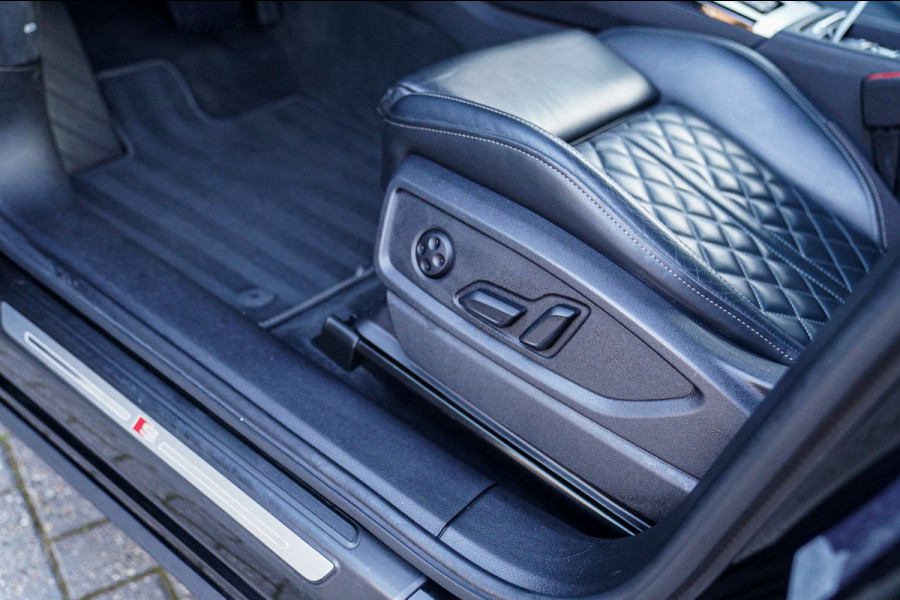 Audi Q5 Sportback 55 TFSI e Quattro | 2 x S-line | RS Zetels | Panorama | Luchtvering | Camera | Audi Drive Select | Apple Carplay