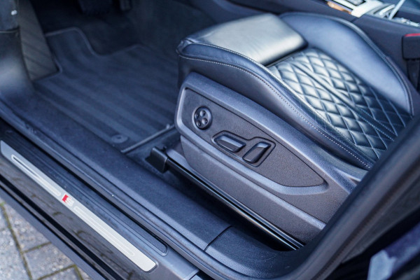 Audi Q5 Sportback 55 TFSI e Quattro | 2 x S-line | RS Zetels | Panorama | Luchtvering | Camera | Audi Drive Select | Apple Carplay
