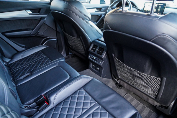 Audi Q5 Sportback 55 TFSI e Quattro | 2 x S-line | RS Zetels | Panorama | Luchtvering | Camera | Audi Drive Select | Apple Carplay