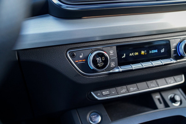 Audi Q5 Sportback 55 TFSI e Quattro | 2 x S-line | RS Zetels | Panorama | Luchtvering | Camera | Audi Drive Select | Apple Carplay