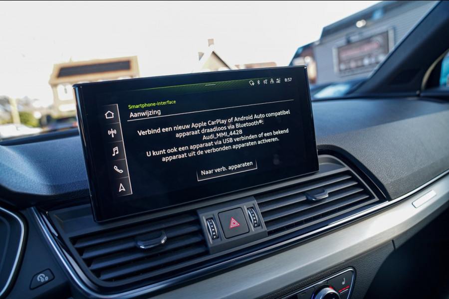 Audi Q5 Sportback 55 TFSI e Quattro | 2 x S-line | RS Zetels | Panorama | Luchtvering | Camera | Audi Drive Select | Apple Carplay