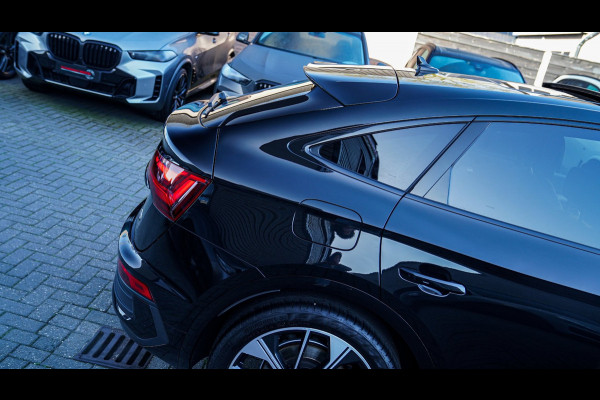 Audi Q5 Sportback 55 TFSI e Quattro | 2 x S-line | RS Zetels | Panorama | Luchtvering | Camera | Audi Drive Select | Apple Carplay