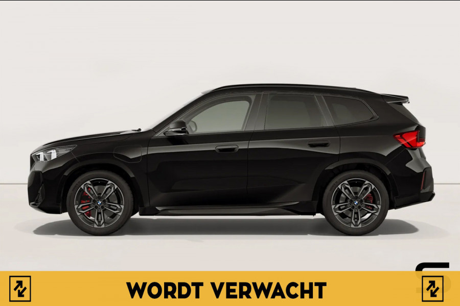 BMW X1 XDrive30e|M-sportpakket|Pano|Cam|Leder|Sportstoelen