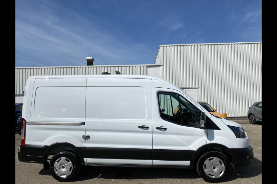 Ford Transit 310 2.0 TDCI L2H2 Trend 130pk | 12 inch SYNC 4 | Trekhaak | Volledig ingericht | Imperiaal | Draadloos Apple Carplay/Android auto | Achteruitrijcamera incl. Downlighter | Digitale Cockpit |