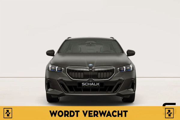 BMW 5 Serie Touring 520i|M-sport|Pano|H&K|Fis €68.000|1e eig