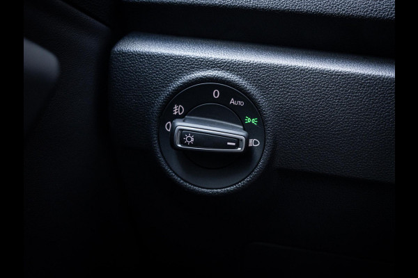 Volkswagen T-Roc 1.5 TSI Sport Business R - 3x R-Line l Pano l Beats l ACC l Auto Carplay