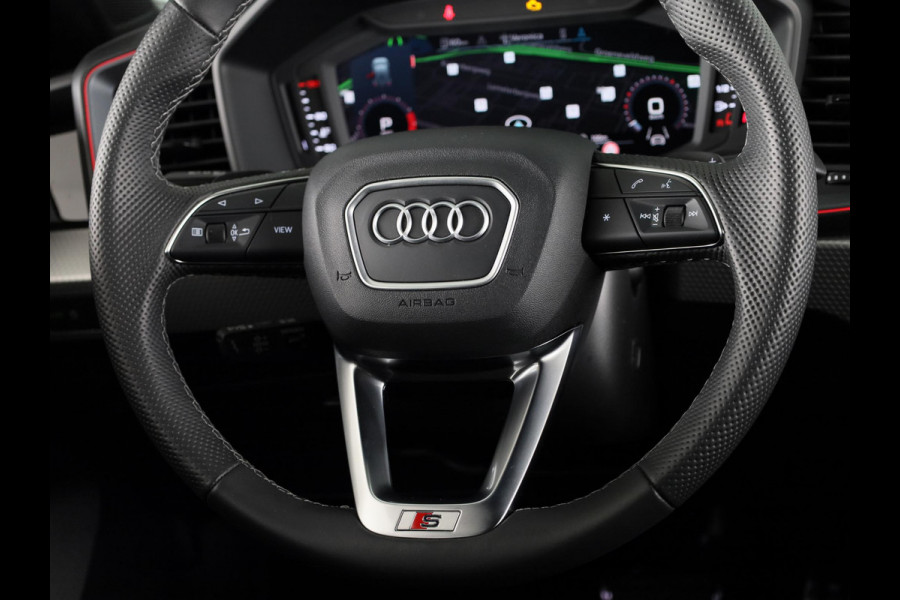 Audi A1 Sportback 40 TFSI S Line 207pk | Led koplampen | 18 inch Lichtmetalen velgen | Sportstoelen | Stoelverwarming | Navigatie